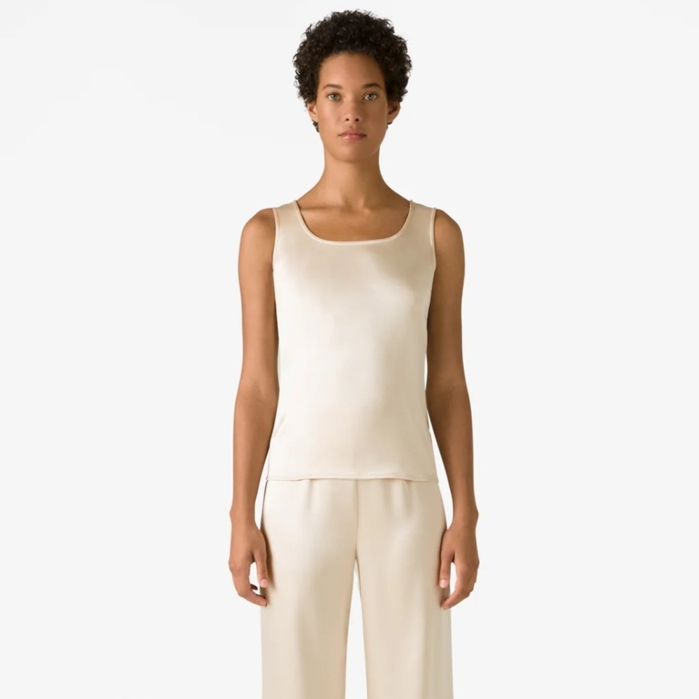 ST. JOHN Liquid Satin Shell, Square neck tank, The Foundation Collection, L